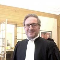 Grands esprits et petits procéduriers : la loi Toubon à la dérive. Par Jean-Marc Descoubes, Avocat.