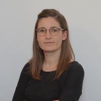 Requalification en contrat de travail, la vague continue : après le livreur "Take it easy", le chauffeur "Uber"... Par Marie Thibaud-Faber, Avocat. 