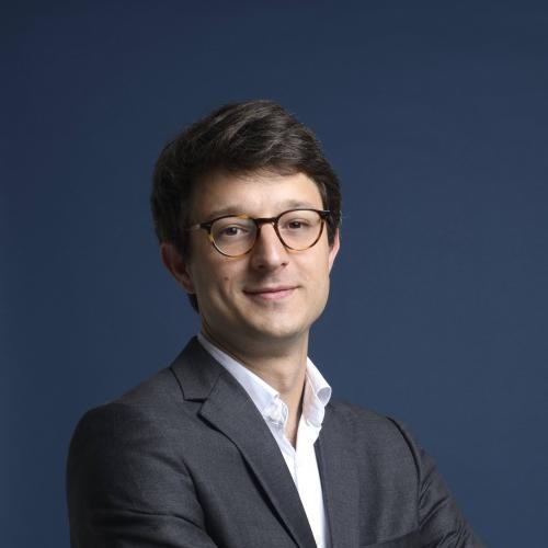 L'importance des pièces constitutives d'un dossier de demande de transfert de pharmacie. Par Aymeric Orliac, Avocat. 