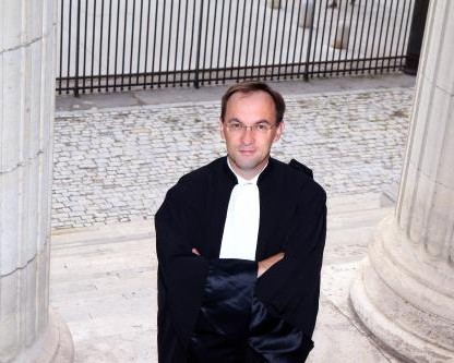 Face aux certificats médicaux de complaisances, les employeurs peuvent porter plainte contre les médecins. Par Éric Rocheblave, Avocat. Face aux certificats médicaux de complaisances, les employeurs peuvent porter plainte contre les médecins. Par Éric Rocheblave, Avocat.
