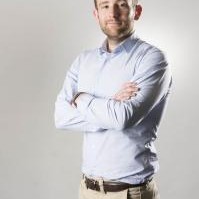 Le délai en cas de regroupement familial : encore plus long que les autres ? Par Alexandre Gillioen, Avocat.