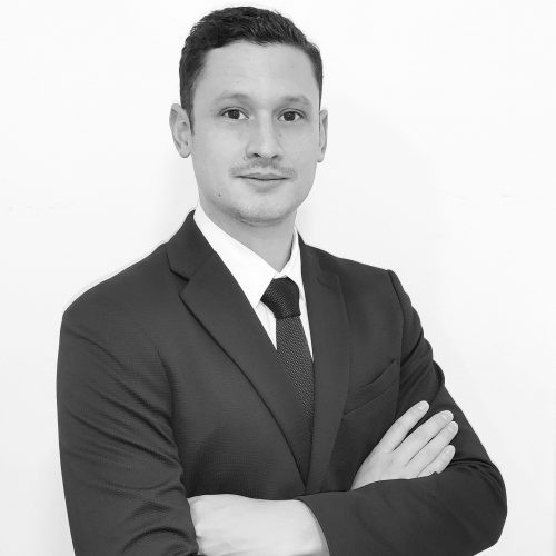 Une société peut-elle bénéficier des dispositions du Code de la consommation ? Par Nicolas Richez, Avocat.