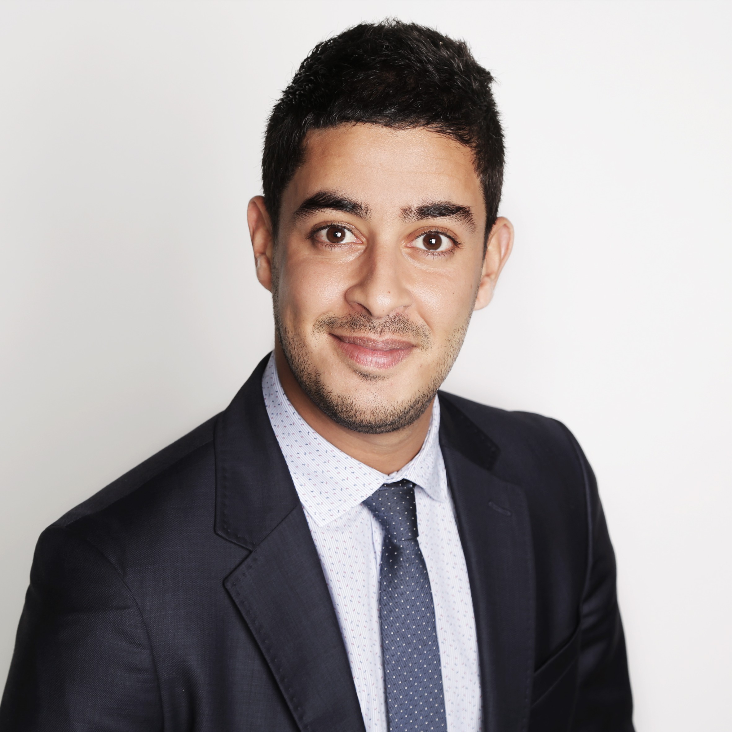 Quelle juridiction est compétente pour indemniser un salarié victime d'un accident du travail et licencié pour inaptitude professionnelle ? Par Abdelkrim Karim Debza, Avocat.