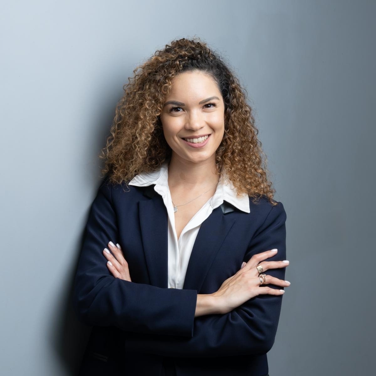 Les salariés aidants et les dispositifs existants. Par Gabrielle Rangapadéatchy, Elève-Avocat.